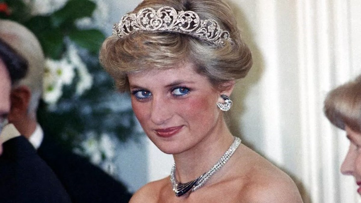 Prenses Diana'nın balayındaki kavgayı anlattığı mektup satışta