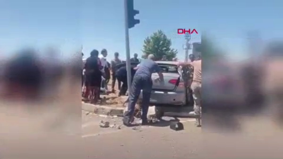 Mardin’de TIR ile otomobil çarpıştı: 1'i ağır, 6 yaralı