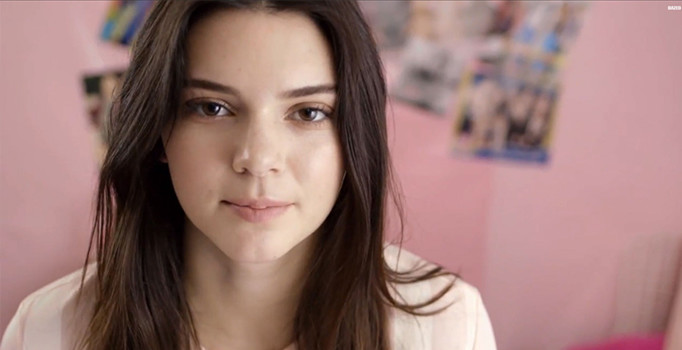 Kendall Jenner Vogue Dergisi’nin edisyonuna kapak oldu