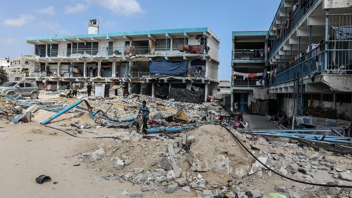 İsrail'den Gazze'ye ağır bombardıman: Ölü ve yaralılar var