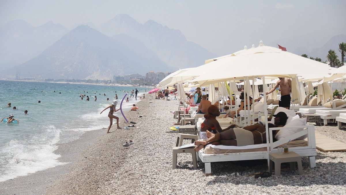 Antalya'da 1 günlük tatilin maliyeti 1500 TL