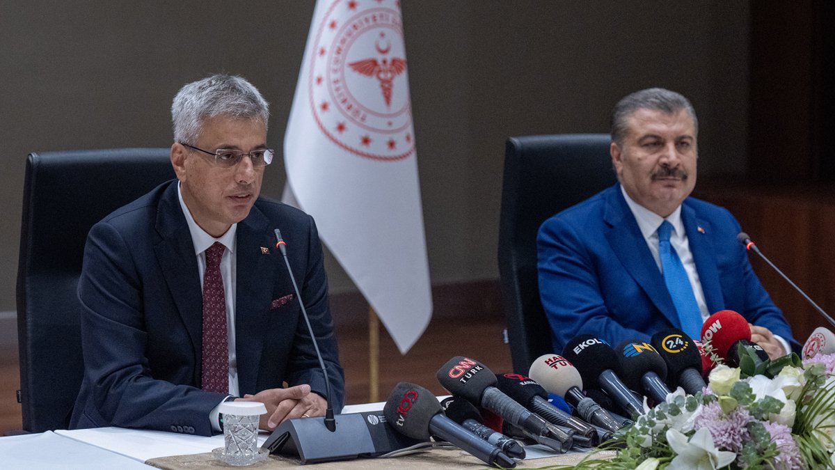 Fahrettin Koca’nın istifa nedeni bu sözlerde mi gizli? 'KÖİ modeliyle yapılan şehir hastanelerinin bütçeye yük olmasını önledik'