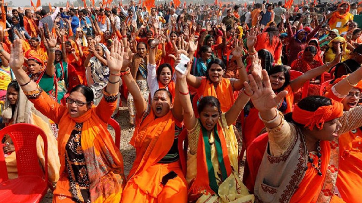 Hindistan'da ayin sırasında izdiham: 116 ölü