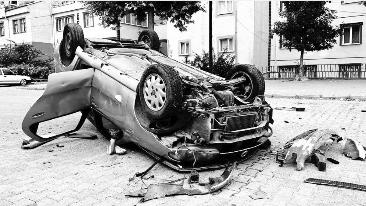 Hüsran yaşayanlar için yaşasın düşman