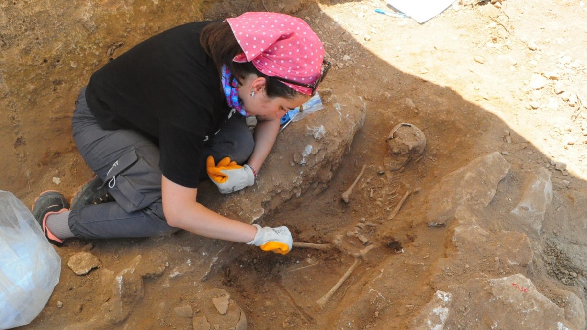 Bizans dönemi kalıntılarında gömülü çocuk sayısı artıyor: Diyarbakır'da gömülü çocuk mezarı sayısı 60'a çıktı