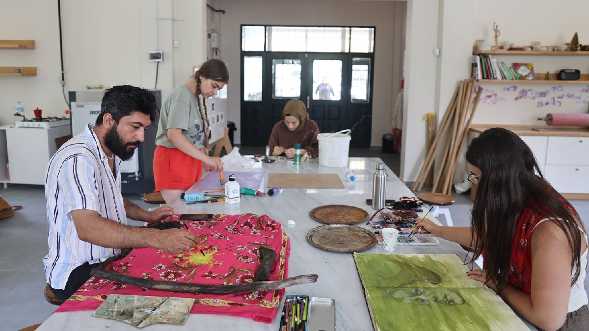 Sanatçılar Misi’nin hikayesini anlatacak