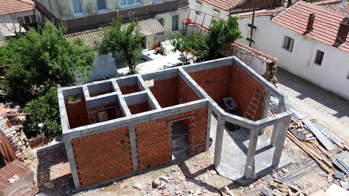 Kırsal mahallelere hizmetler devam ediyor