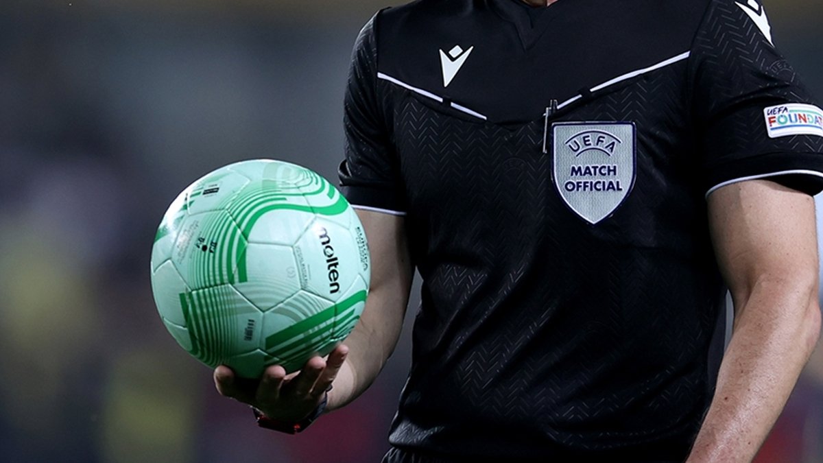 Türkiye-Hollanda maçını yönetecek hakem belli oldu! Dev maçı o hakem yönetecek...
