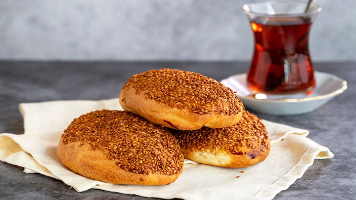 Bu poğaçada ne süt, ne yumurta ne de yoğurt var! Malzemesi az lezzeti çok, puf puf kabarıyor