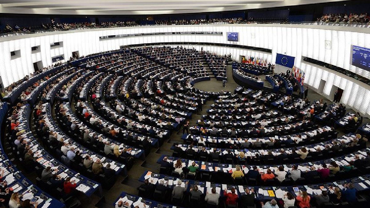 İspanya'nın aşırı sağcı partisi Vox, AP’deki yeni gruba katılacak