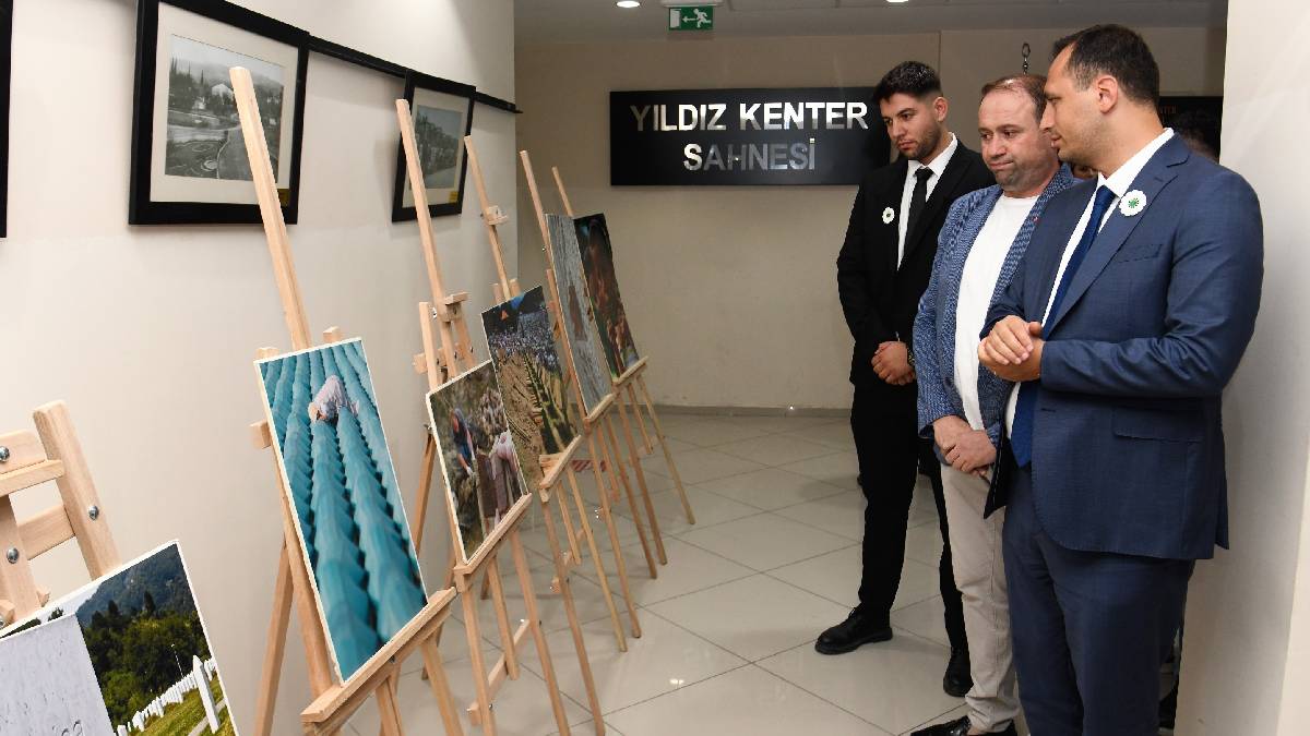 Bornovalılar Srebrenitsa Katliamı'nı unutmadı