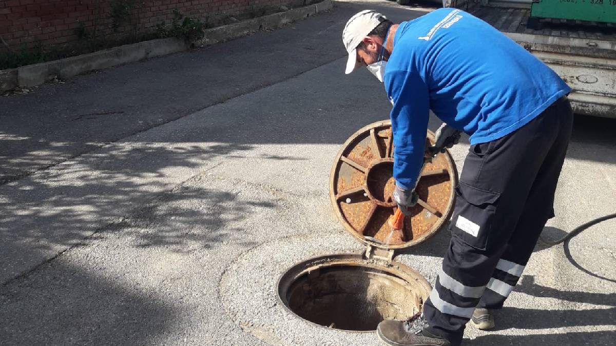 Güzelbahçe’de kapsamlı ilaçlama çalışması