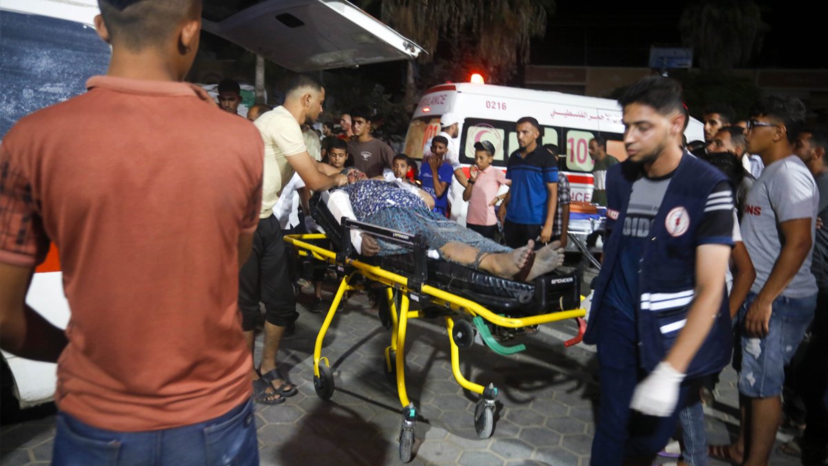 İsrail Gazze'de birçok bölgeyi vurdu: Çok sayıda ölü ve yaralı var