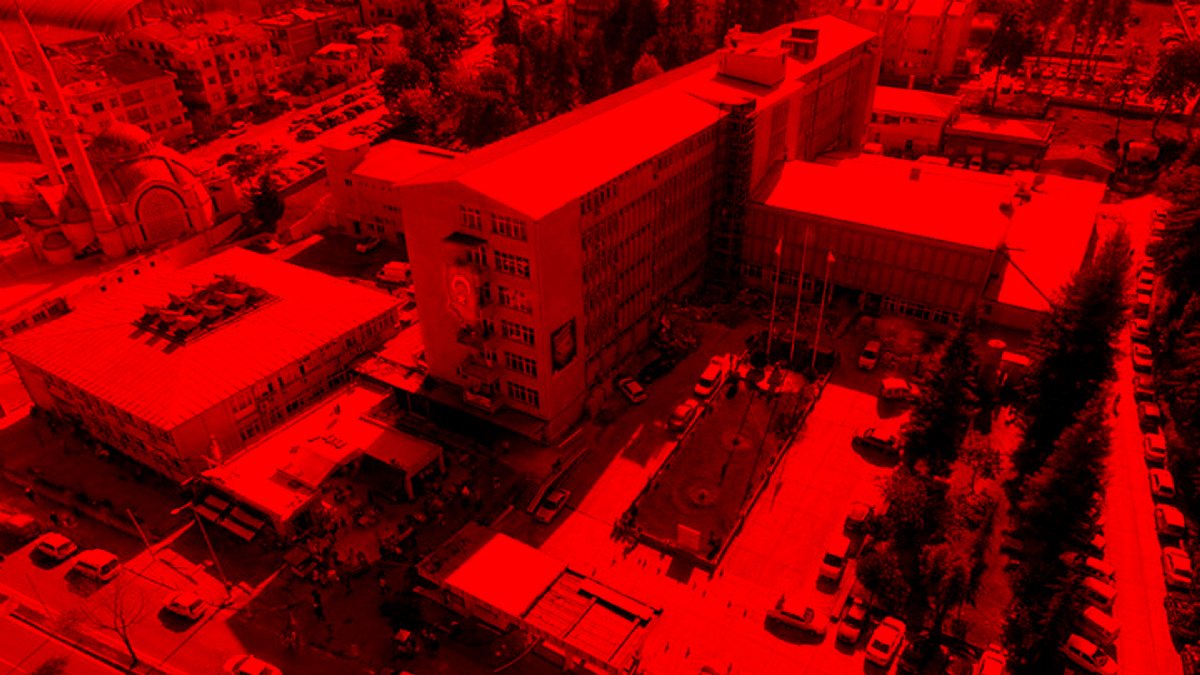 Sağlıkta şiddet son bulmuyor! Rapor vermeyen doktora kasklı saldırı