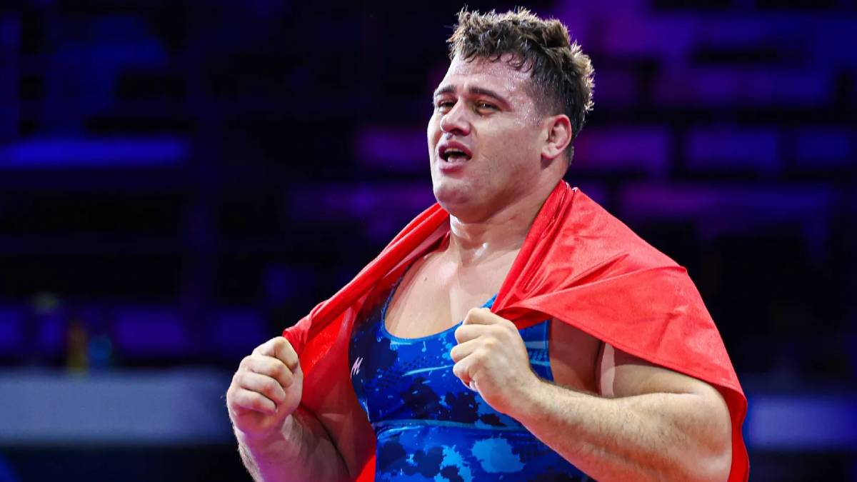 Rıza Kayaalp'in lisansı askıda