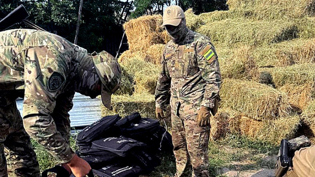 Kırgızistan'da iktidarı devirme planı mühimmatları ele geçirildi