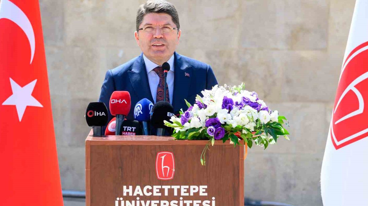 Bakan Tunç açıkladı: Artık 3 yıl hakim ve savcı yardımcılığı olacak