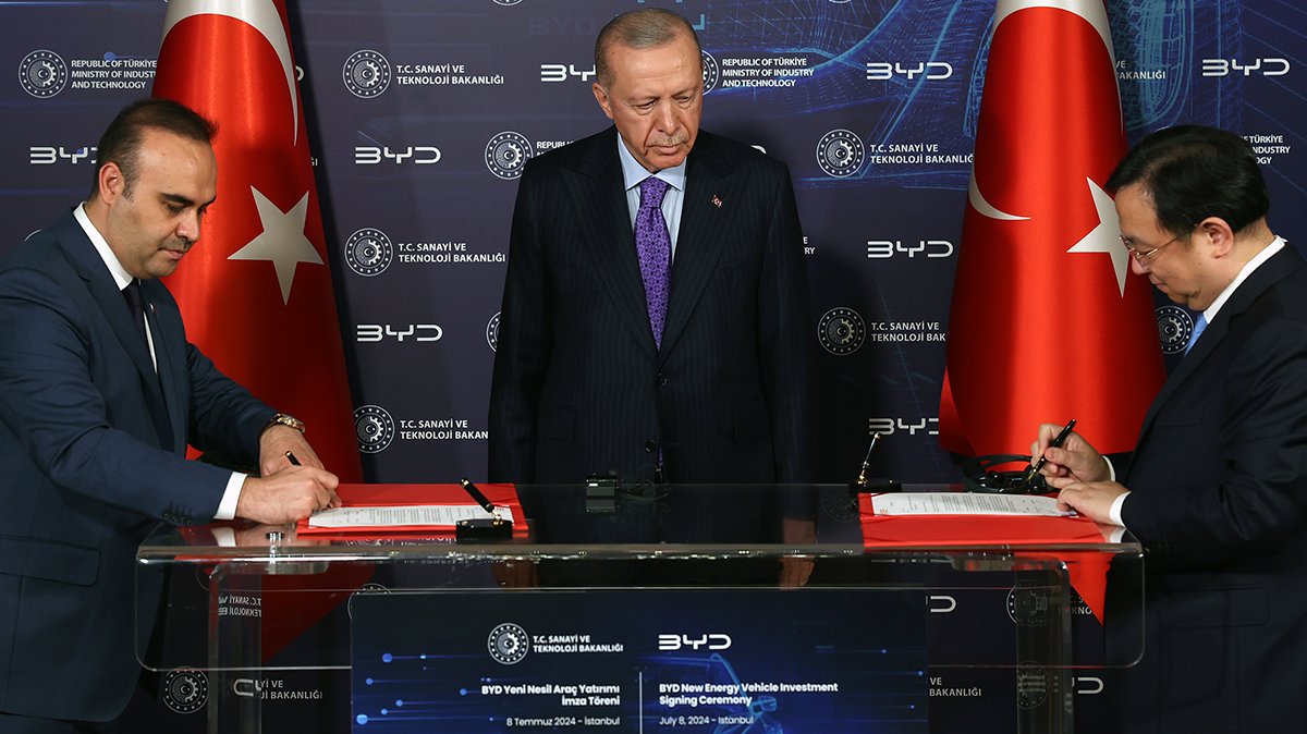 Son dakika! BYD'den Türkiye'ye dev yatırım! İmza törenine Cumhurbaşkanı Erdoğan da katıldı