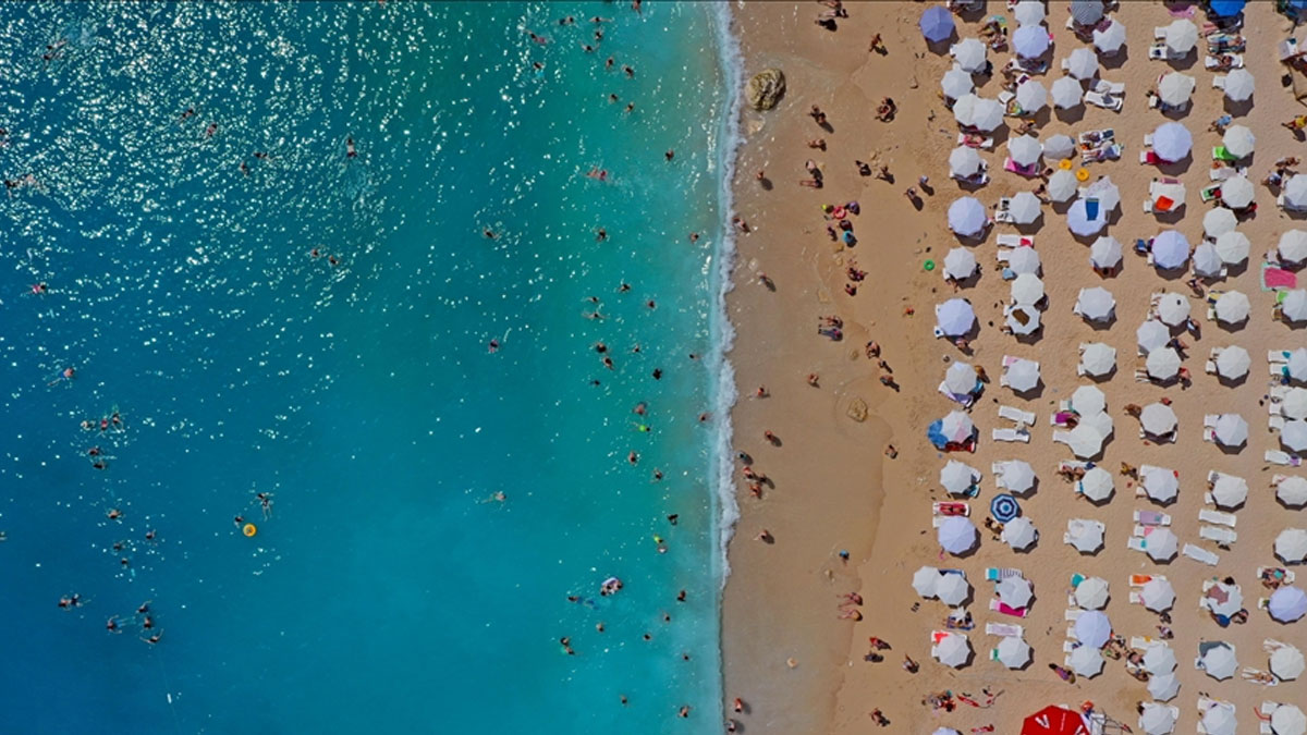 Havuza ve denize gireceklere 'dış kulak iltihabı' uyarısı