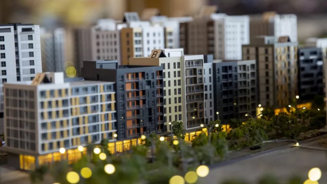 Konut fiyatları düşecek mi? Piyasanın anket sonuçları belli oldu