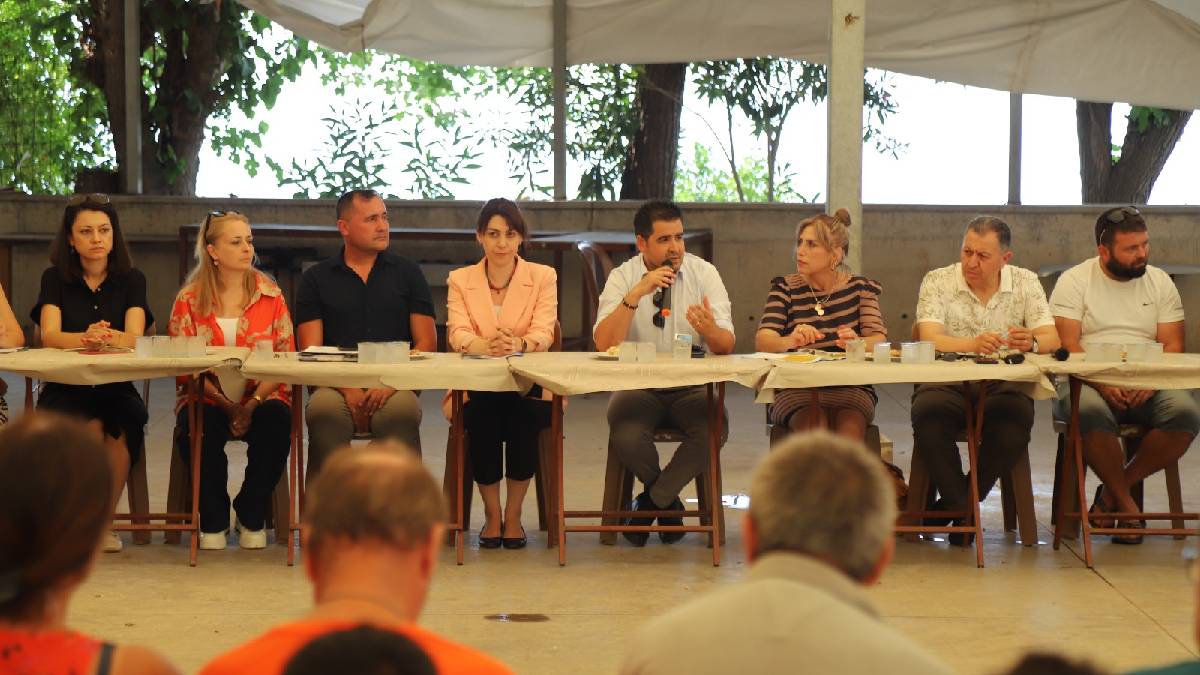 Büyükşehir ve Fethiye Belediyesi Faralya’da vatandaşları dinledi