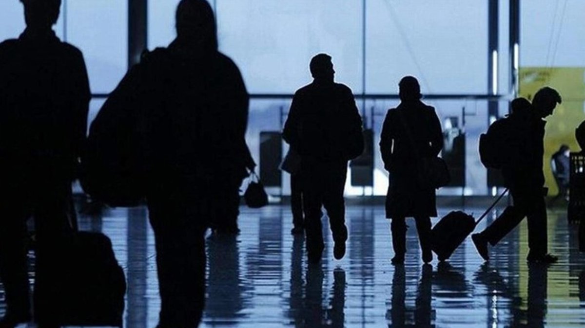 Yurt dışı çıkış harcı ne kadar olacak? AK Parti'den açıklama