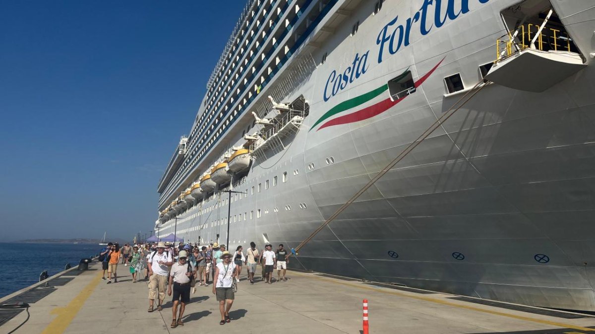 Costa Fortuna kruvaziyeriyle Bodrum'u 3  bin turist ziyaret etti