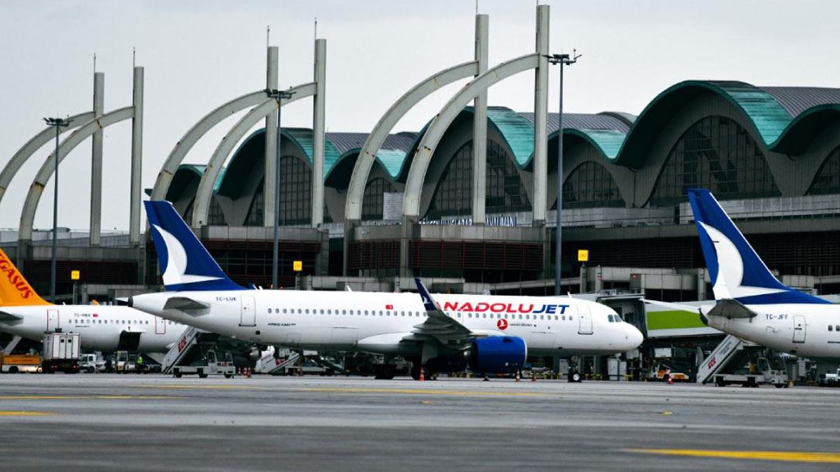 İstanbul'da uçuşların yüzde 10'u hava koşulları nedeniyle iptal
