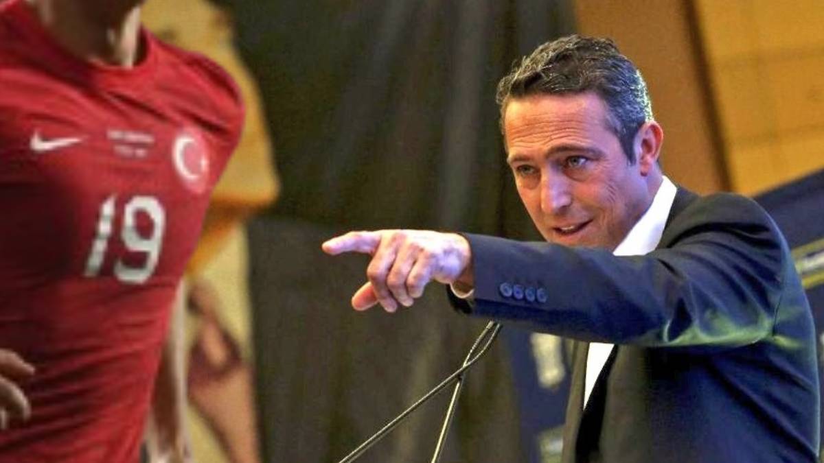 Fenerbahçe'den takımı gençleştirecek formül! Ali Koç 22 yaşındaki Milli yıldızı getiriyor: İmzalar atıldı, hayırlı olsun