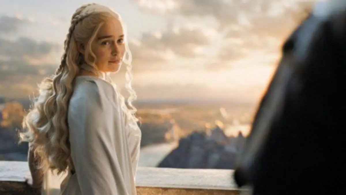 Game of Thrones'un Daenerys'i yeni projede: O dizide başrol olacak