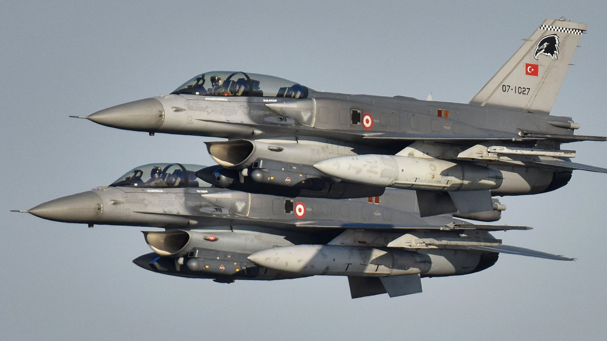 Bloomberg duyurdu: Türkiye F-16 anlaşmasında kısıtlamaya gidiyor