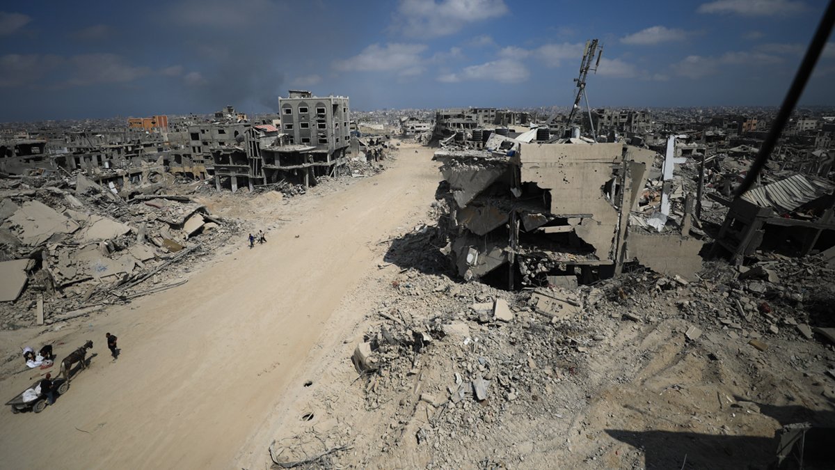 İsrail'den mülteci kampına saldırı: Ölü ve yaralılar var