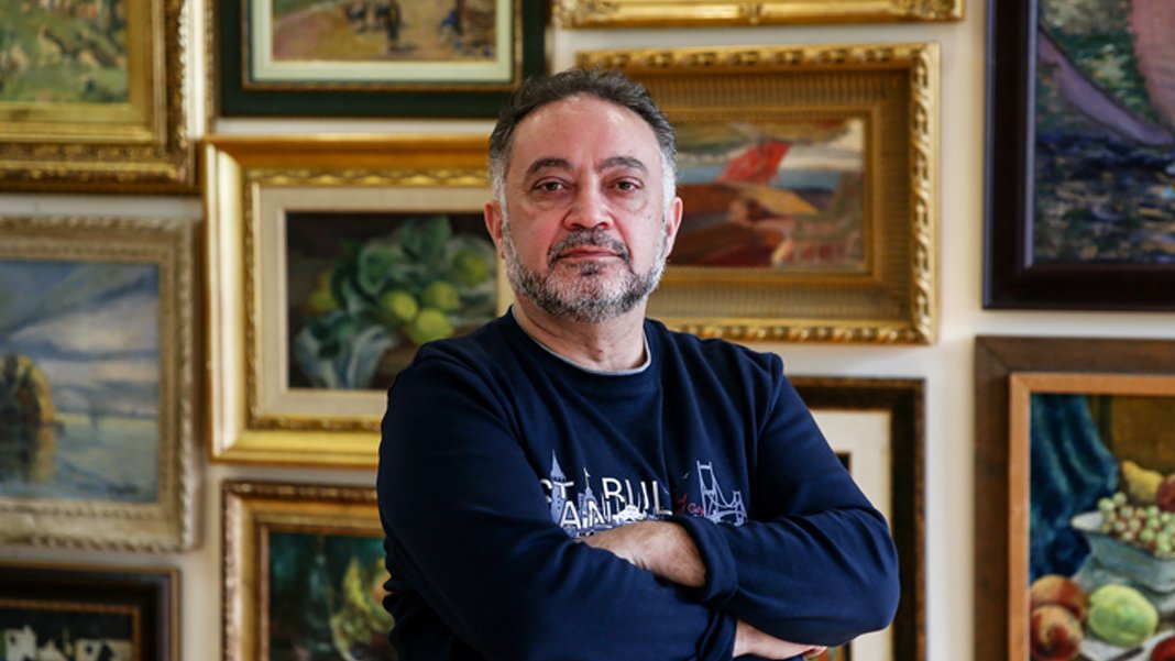Koleksiyoner Mehmet Çebi '1 Hattat 2 Ressam' ile Lütfi Kırdar'da
