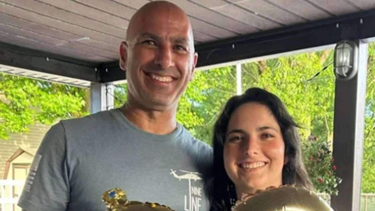 Trump'ın mitinginde ölmüştü: Ailesini korumak için üzerlerine kapanmış