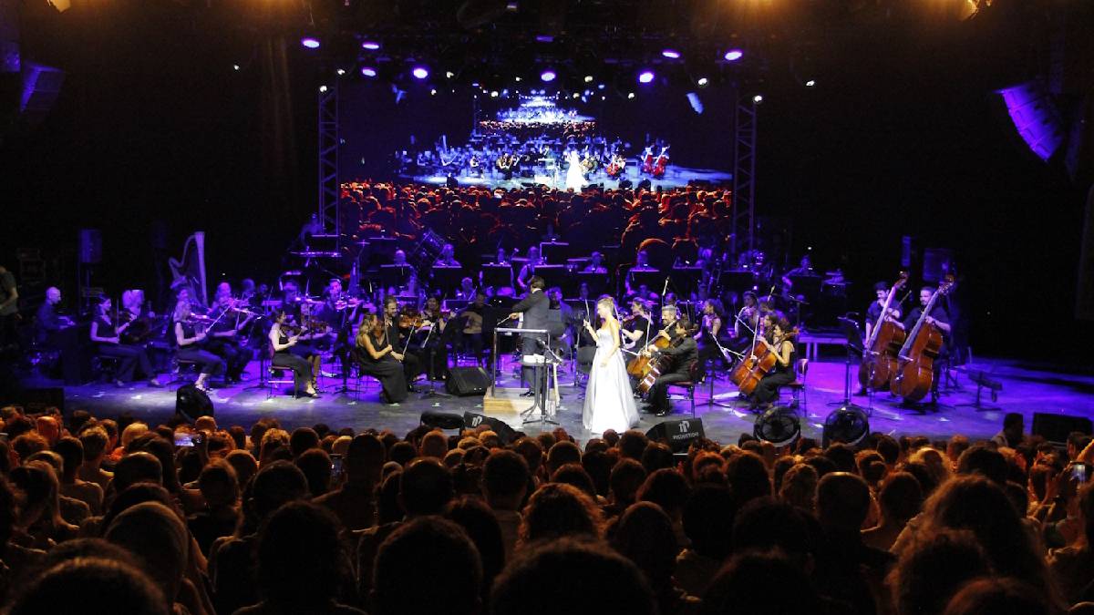 Bursa Festivali’nde büyüleyici gece