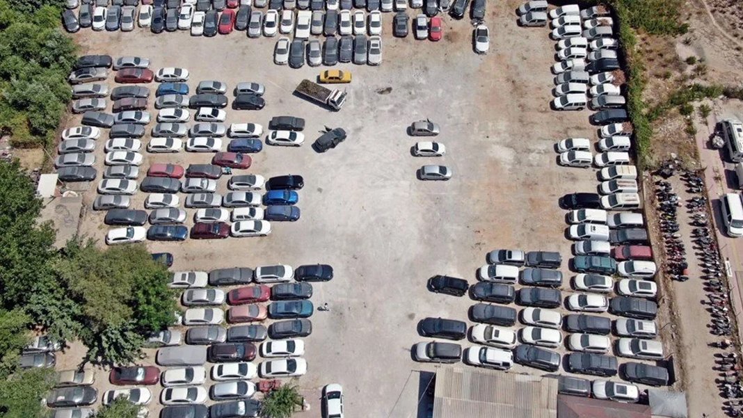 Milyonlarca liralık araçlar çürüyor: Yedieminde ‘Ekonomiye kazandırılsın’ çağrısı