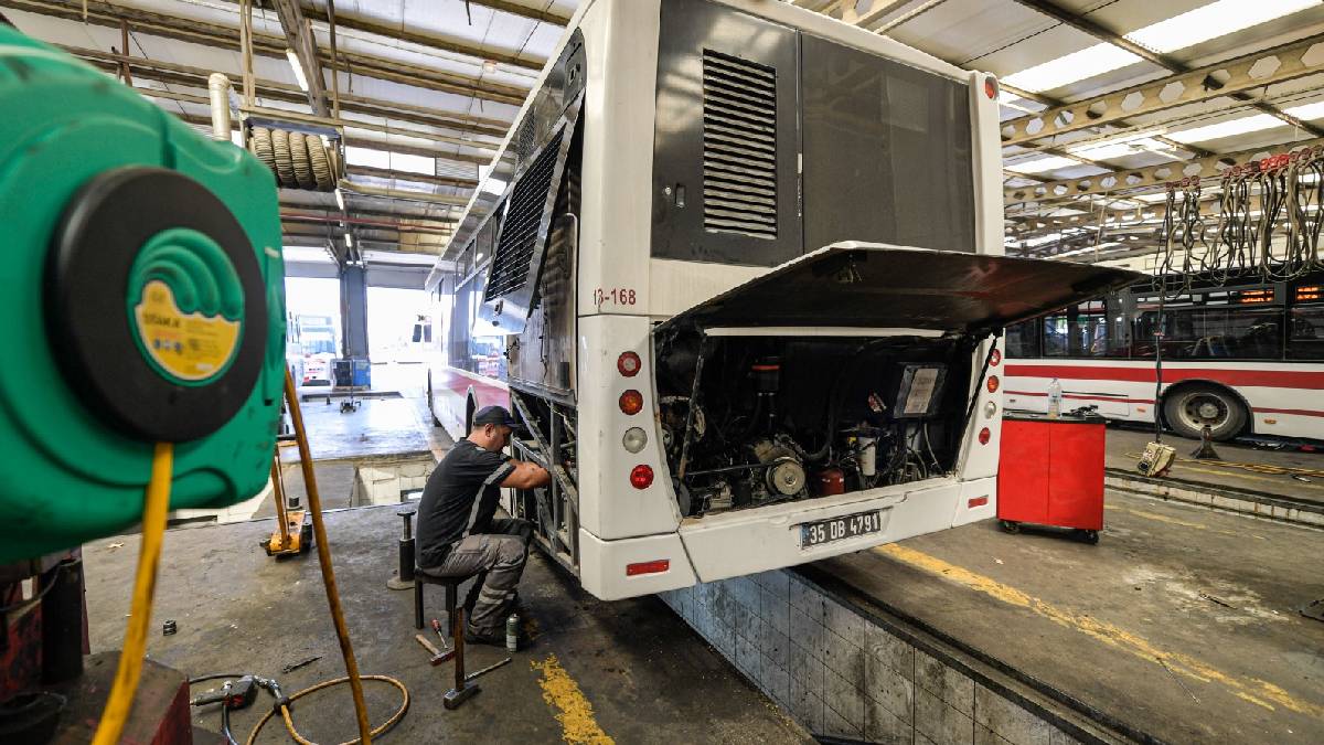 ESHOT atölyeleri fabrika gibi çalışıyor