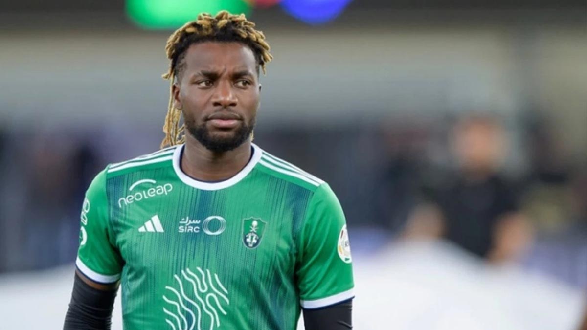Fenerbahçe Saint Maximin'i açıklamaya hazırlanıyor
