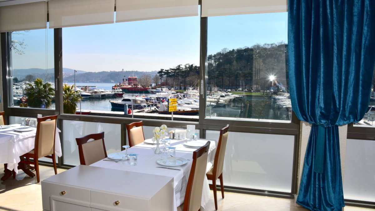 Sosyal tesis değil lüks mekan! İBB'nin boğazdaki lüks sosyal tesisi: Fiyatları hayrete düşürdü