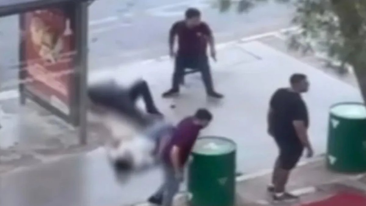 'Buraya park edemezsin' kavgası: Silahlı saldırıda 3 kişi yaralandı