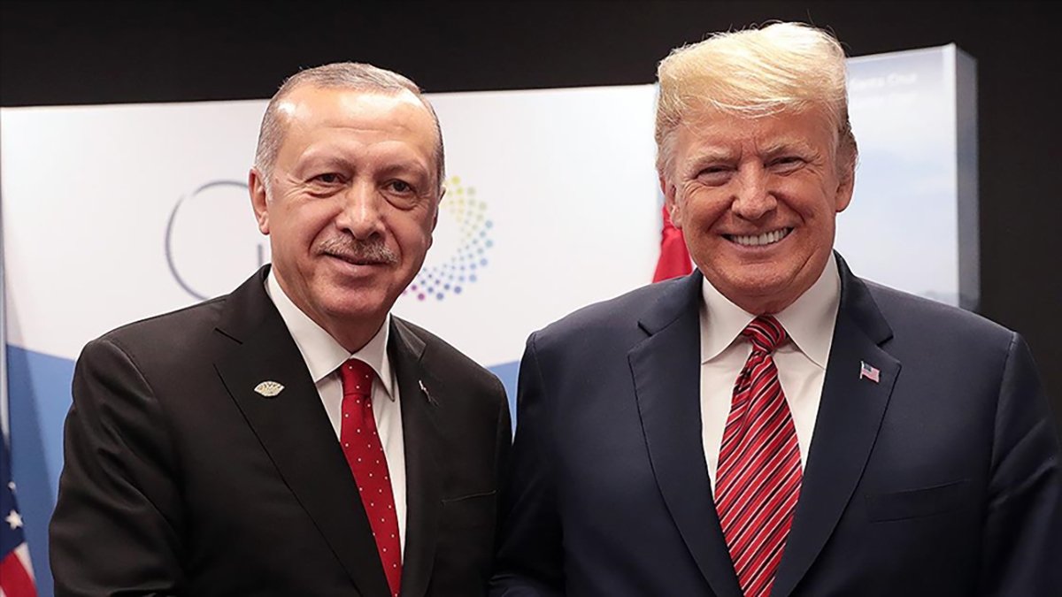 Erdoğan'dan Trump'a "geçmiş olsun" telefonu