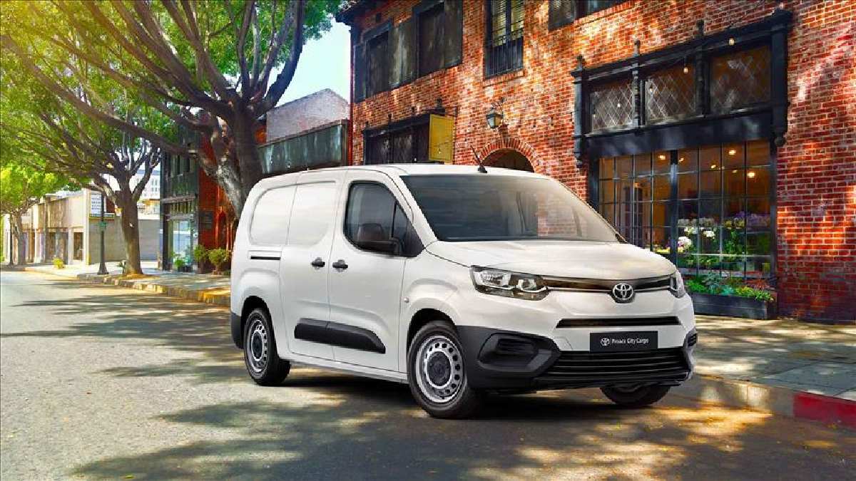 Toyota ailesini genişletiyor! 1 milyon 195 bin TL’ye yüksek performans! 2 yıl ücretsiz yardım…