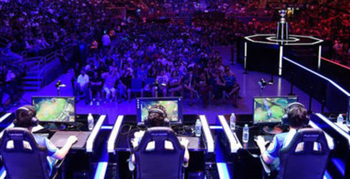 League of Legends Türkiye finali nefesleri kesti