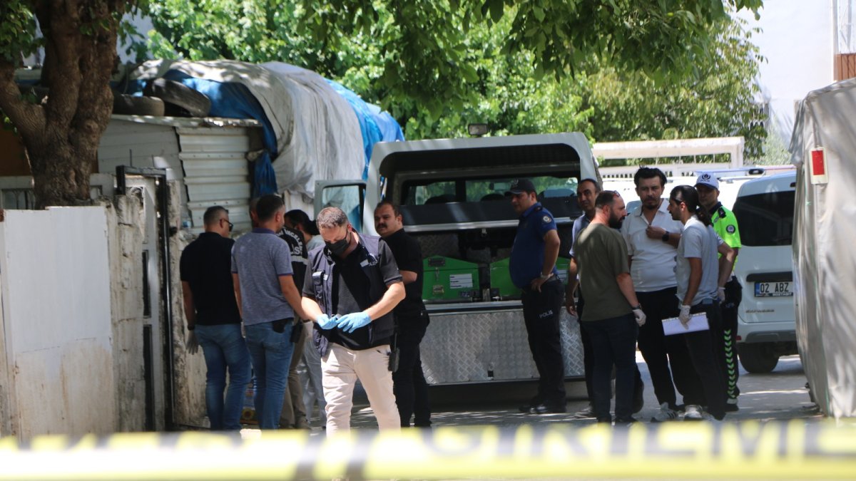 Kadın cinayetleri durdurulamıyor! Eşini boğarak öldürüp cesedini bahçeye attı