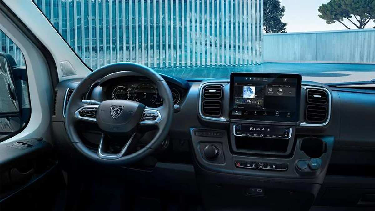 Peugeot büyük oyuncusunu tanıttı! 1 milyon 435 bin TL’ye yüksek performans! O tarihte Türkiye’de