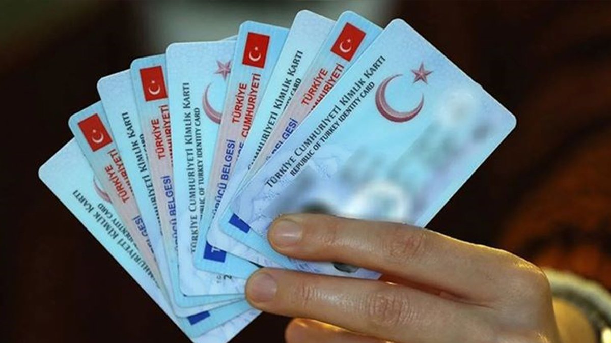 Yabancılara vatandaşlıkta yeni dönem: MİT ve Interpol şartı geliyor!