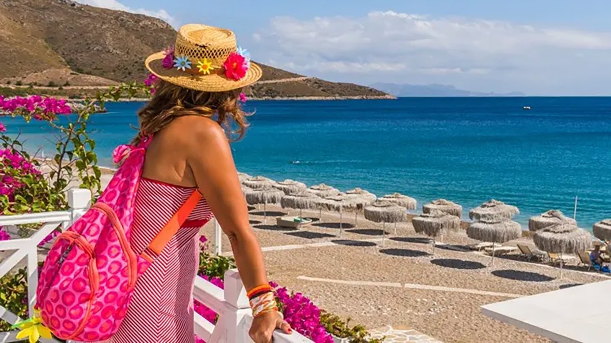 Ticaret Bakanlığı'ndan tatile gideceklere 'otel' ve 'paket tur' uyarısı