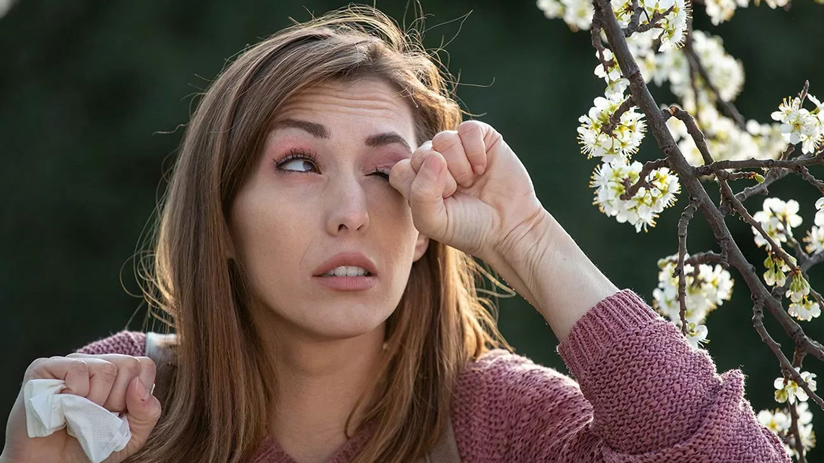 Göz alerjisi olanlar dikkat: Yaz mevsiminde sorun yaşamamak için bunları yapmayın! Uzmanı detaylıca anlattı