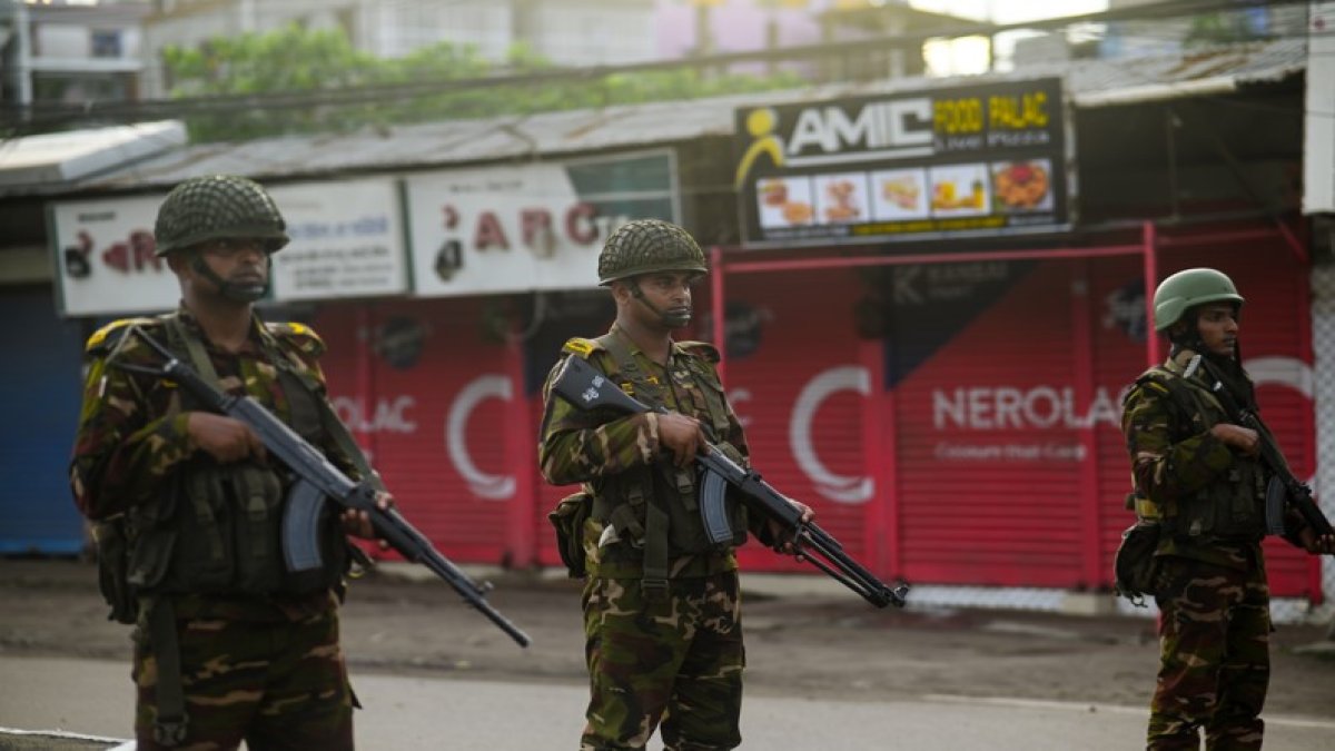 Bangladeş'te sokağa çıkma yasağı ilan edildi: Protesto olaylarında 187 kişi hayatını kaybetti