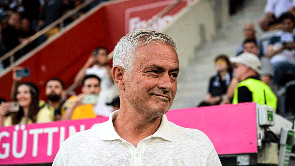 UEFA Şampiyonlar Ligi: Jose Mourinho'nun Fenerbahçe'si avantajı kaptı